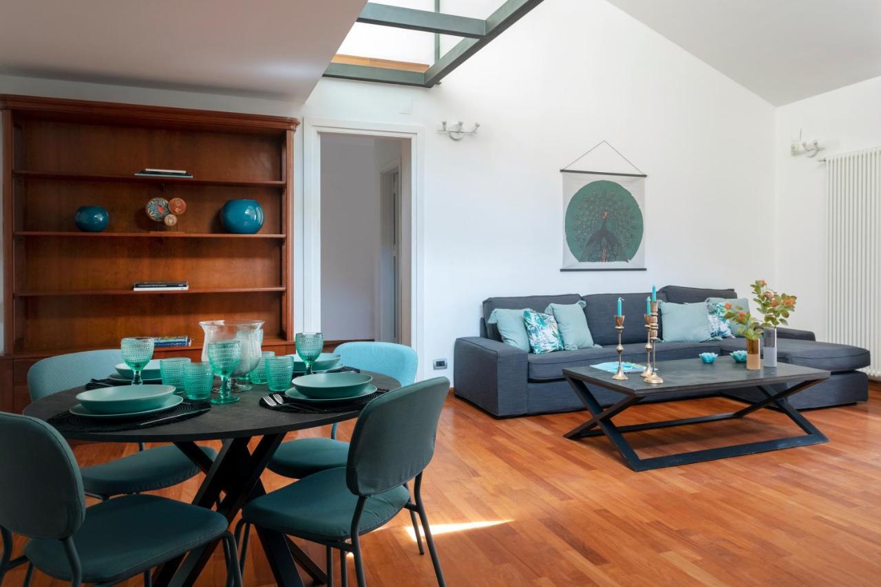 Vicolo Paterno Apartments Palermo Szoba fotó