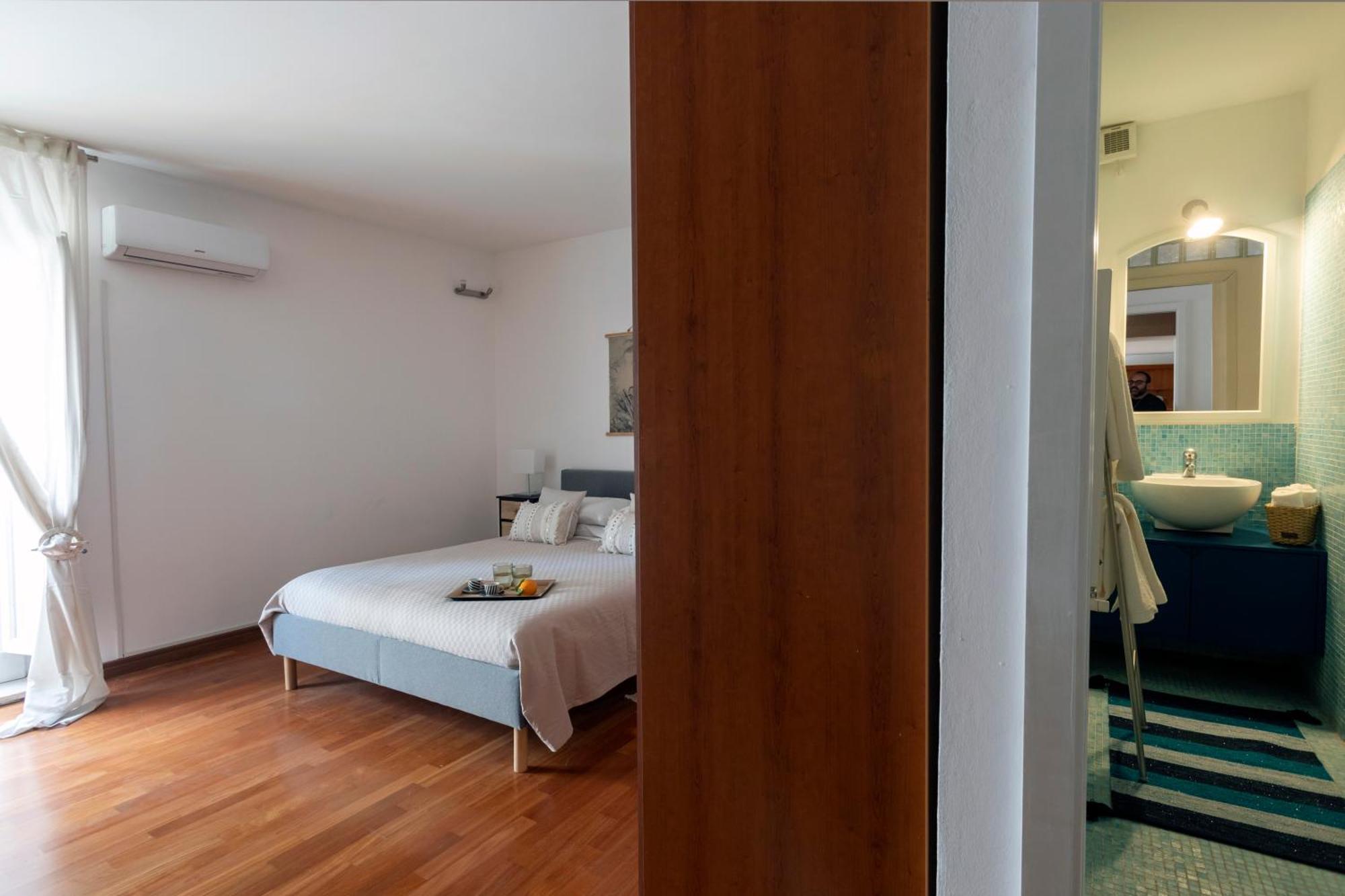 Vicolo Paterno Apartments Palermo Szoba fotó