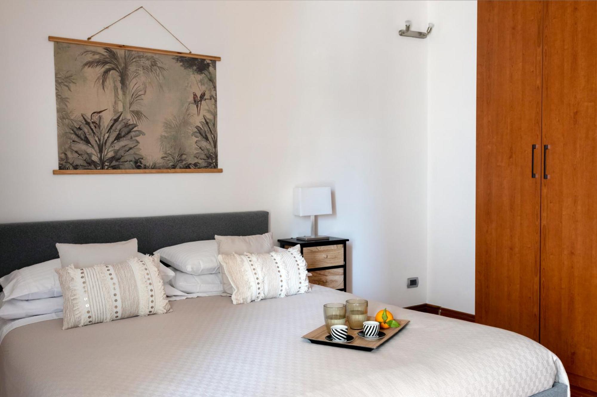 Vicolo Paterno Apartments Palermo Szoba fotó